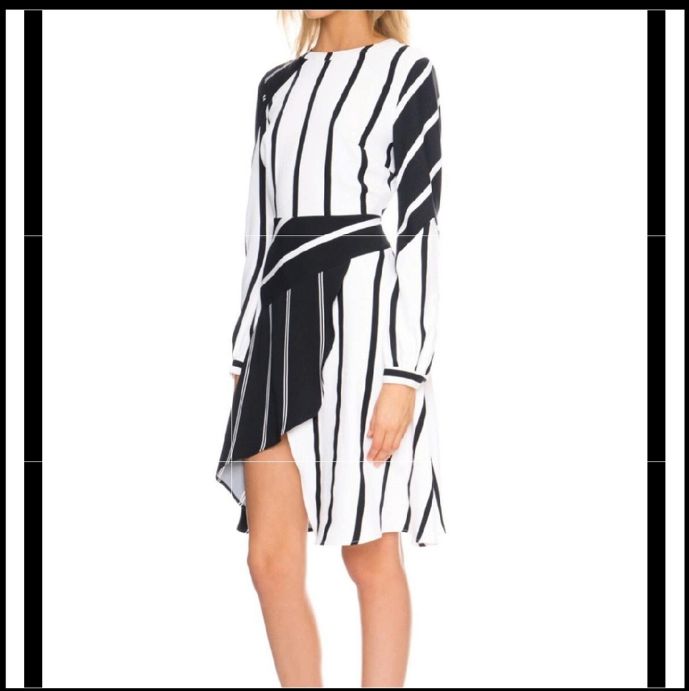 Finders Keepers Every Chance Dress Size Large